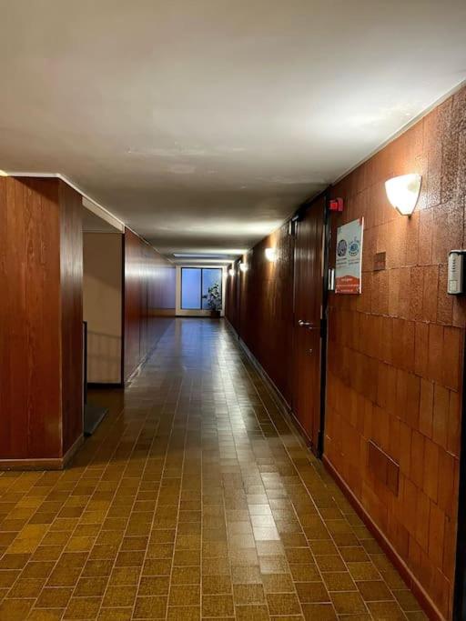 3 Fermate Dal Colosseo - Casa Vacanze Elena - 50 M Da Metro Garbatella Рим Екстериор снимка
